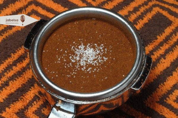 علت اضافه کردن نمک در قهوه