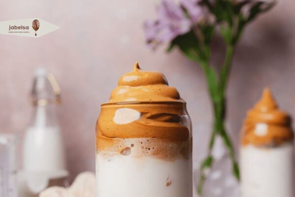 طرز تهیه فوم قهوه